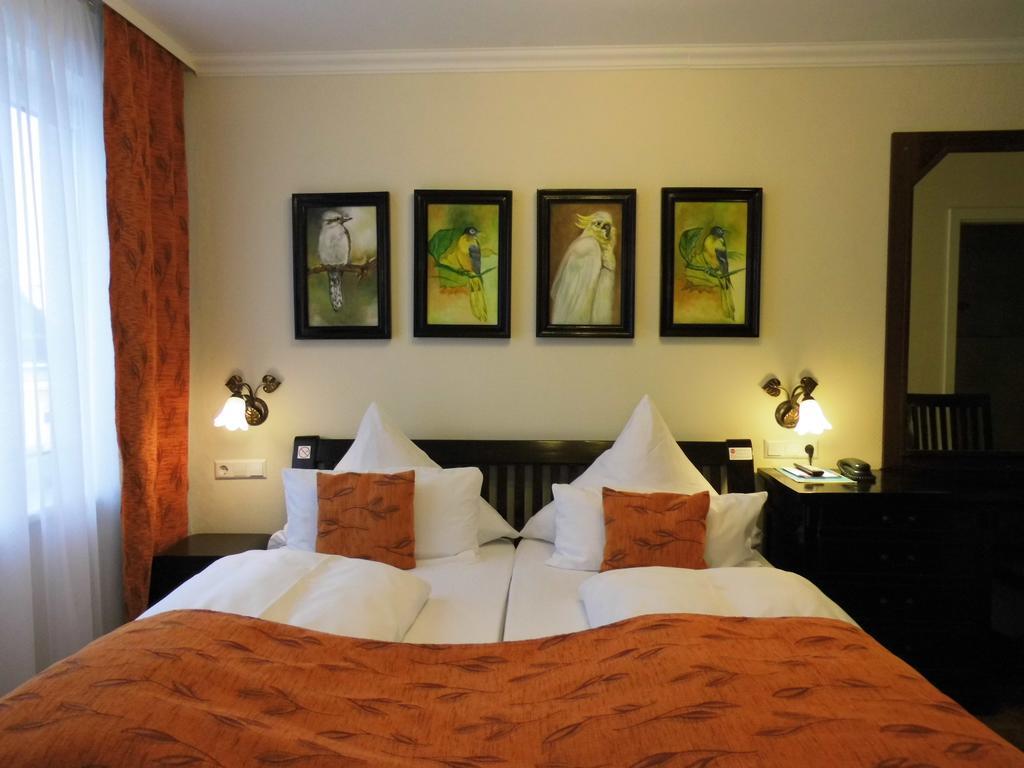 Aparthotel Guzulka & Restaurant Berlino Esterno foto